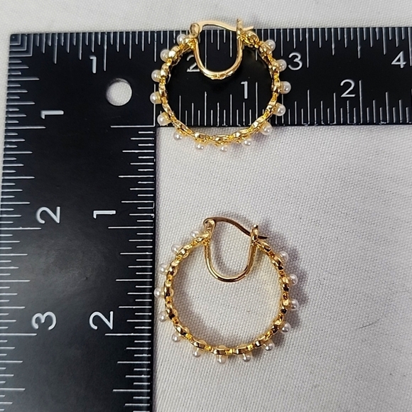 Gold Heart Hoop Link Earrings with Pearls - Picture 8 of 8